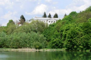Замок Чурилів, Муровані Курилівці